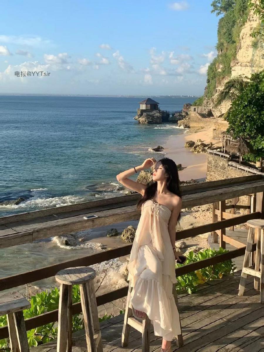 独留 2024-09-28 21:00:15 吹吹风！