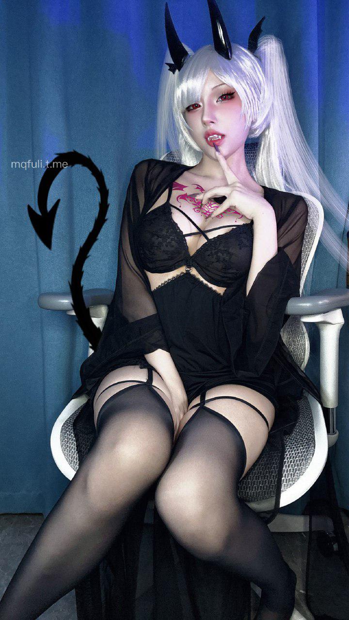 章鱼小童谣 2024-09-29 17:28:47 两个版本 一个有贴纸一个没有～