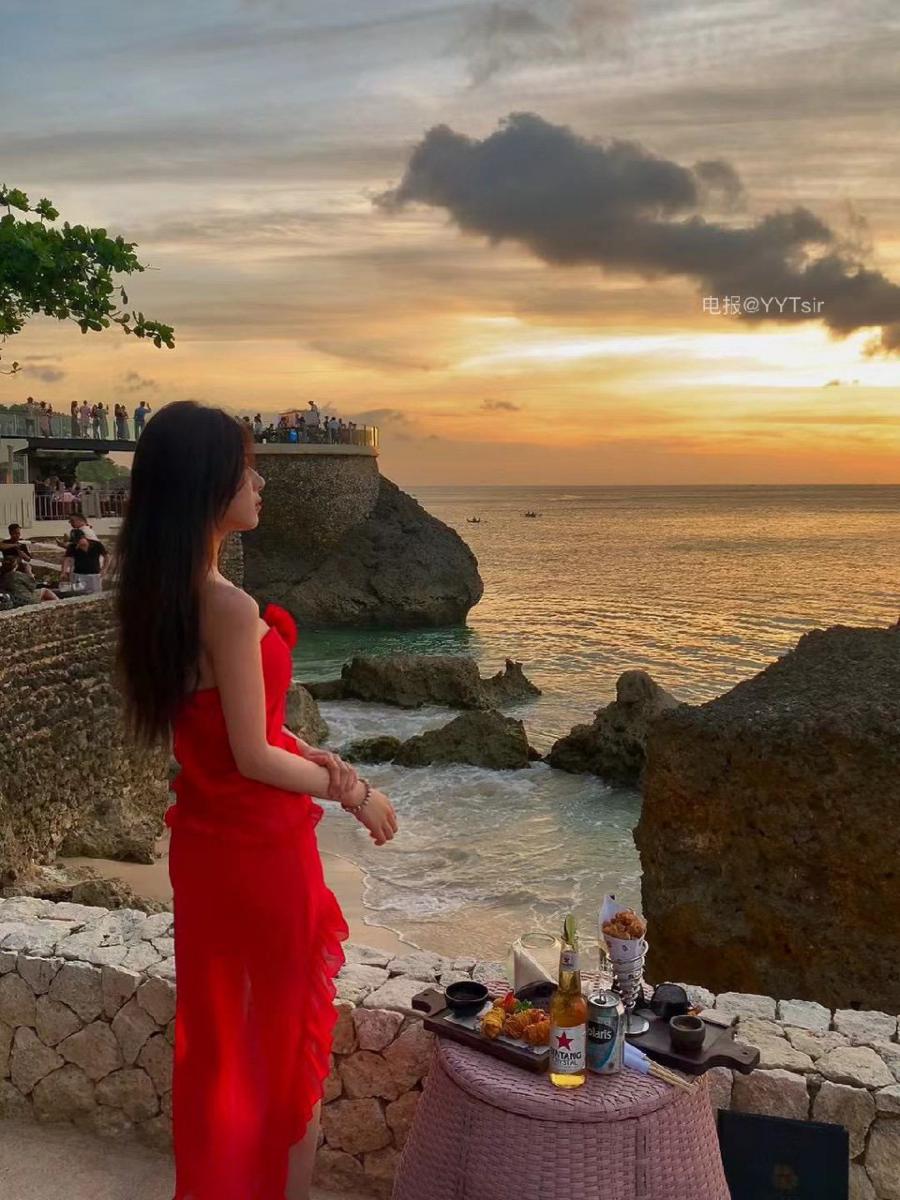 独留 2024-09-28 21:00:15 吹吹风！