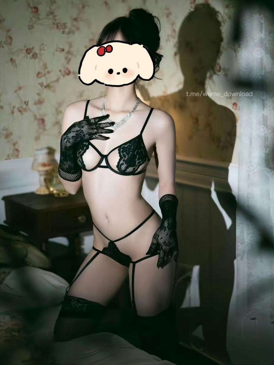 樱桃小狗 2024-09-10 20:30:26 大尺度路咪咪 连体黑丝丁字裤，简直绝了