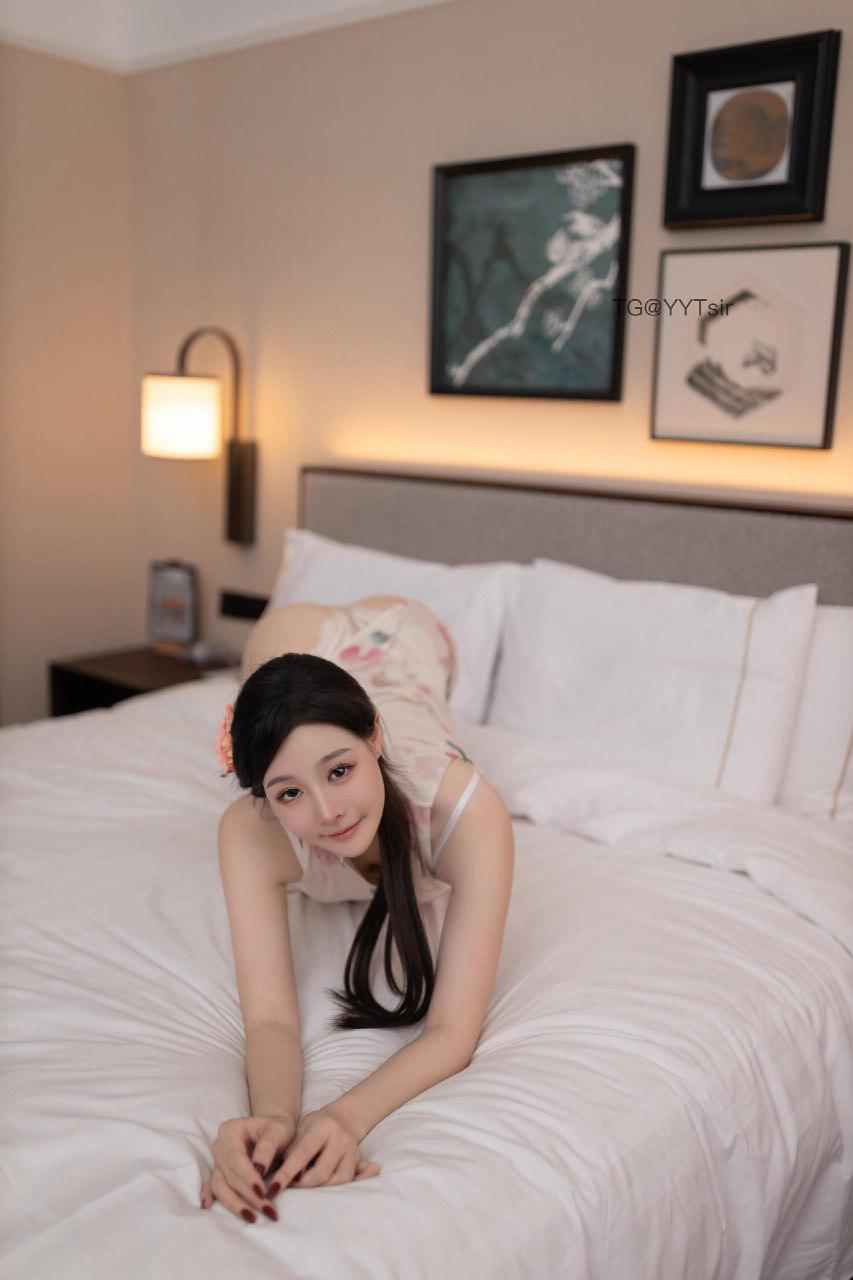 小逗逗 2024-09-16 17:25:30 铁粉专享贴 张张都致命😏很难拒绝