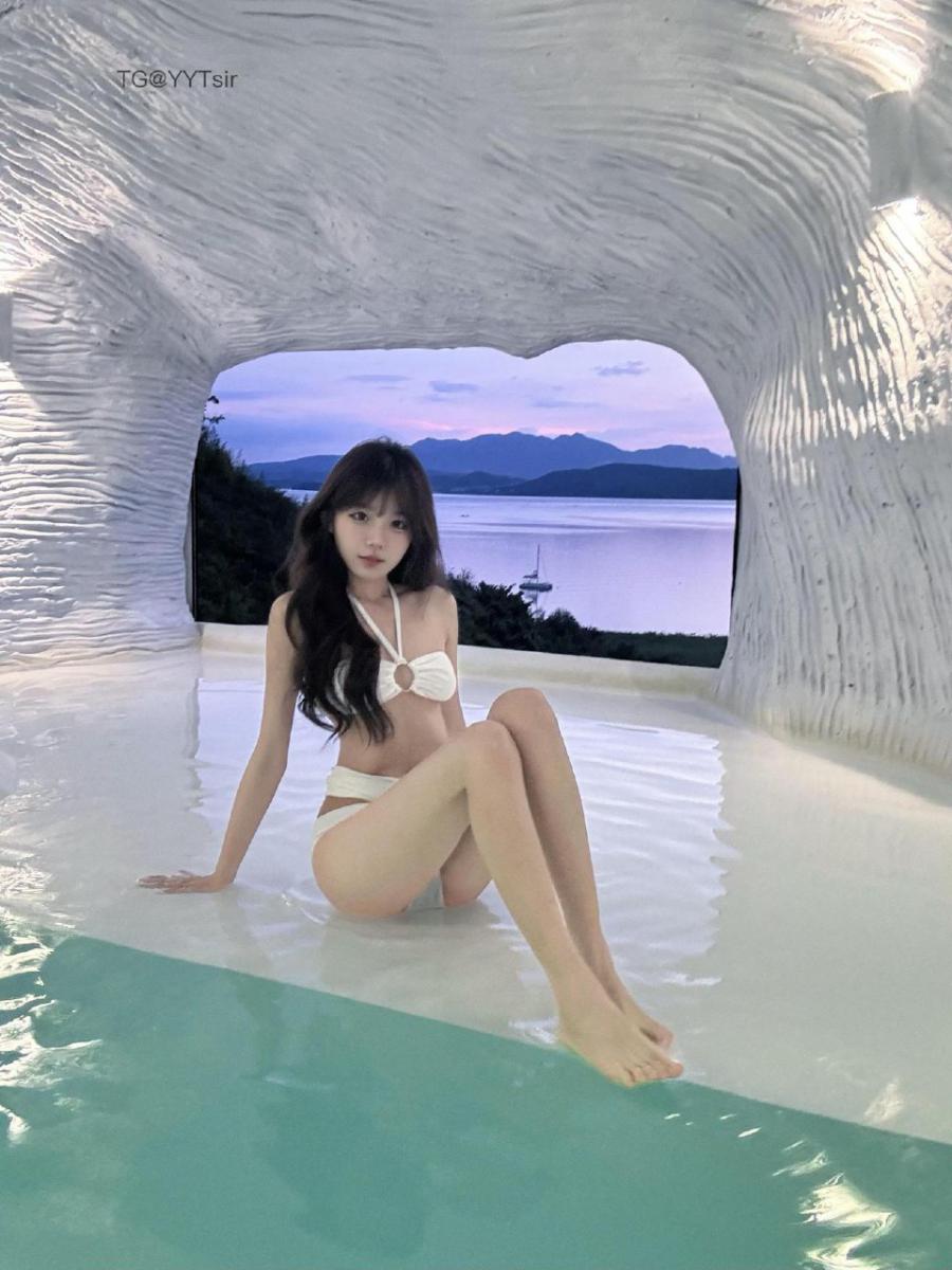 相扑猫 2024-09-06 16:47:17 清纯小妹露脸实拍👙