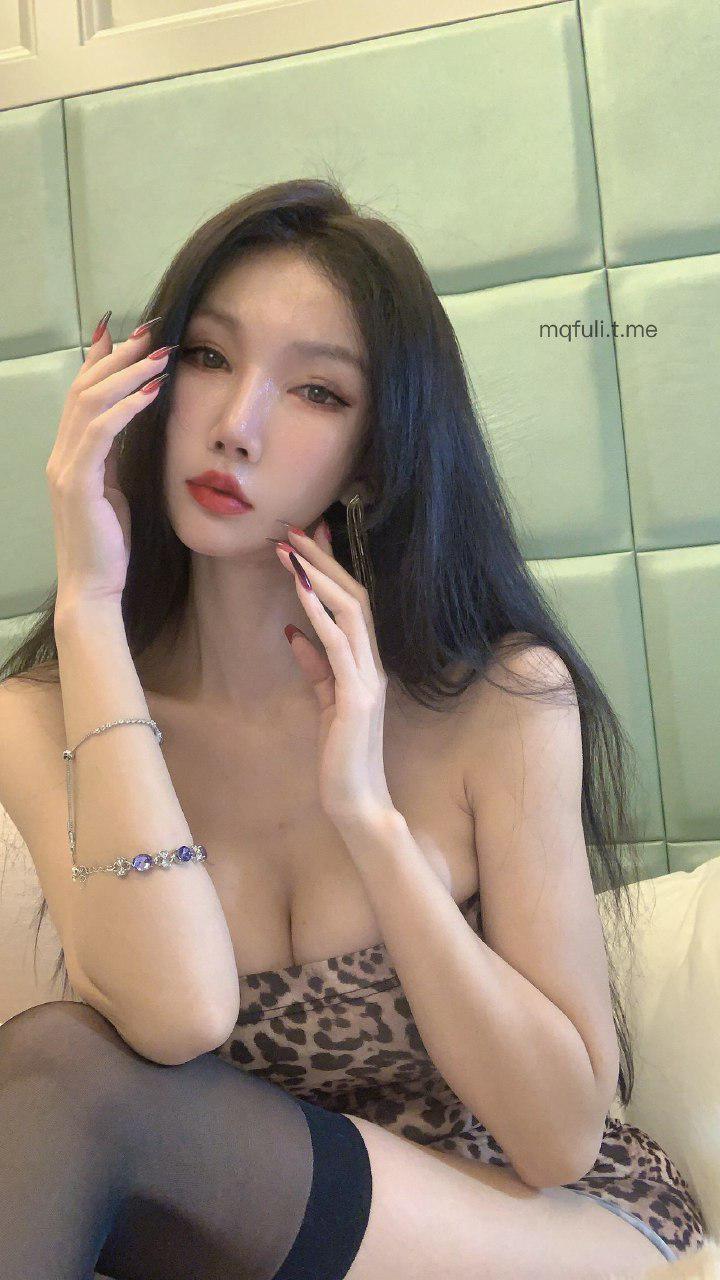 陈怡曼 2024-09-27 15:31:22 御姐风情❤️豹纹战袍申请出战