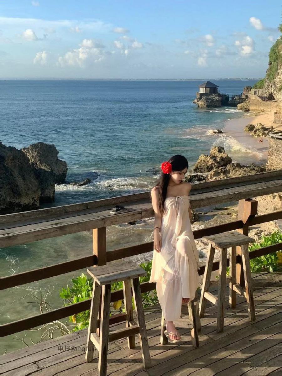 独留 2024-09-28 21:00:15 吹吹风！