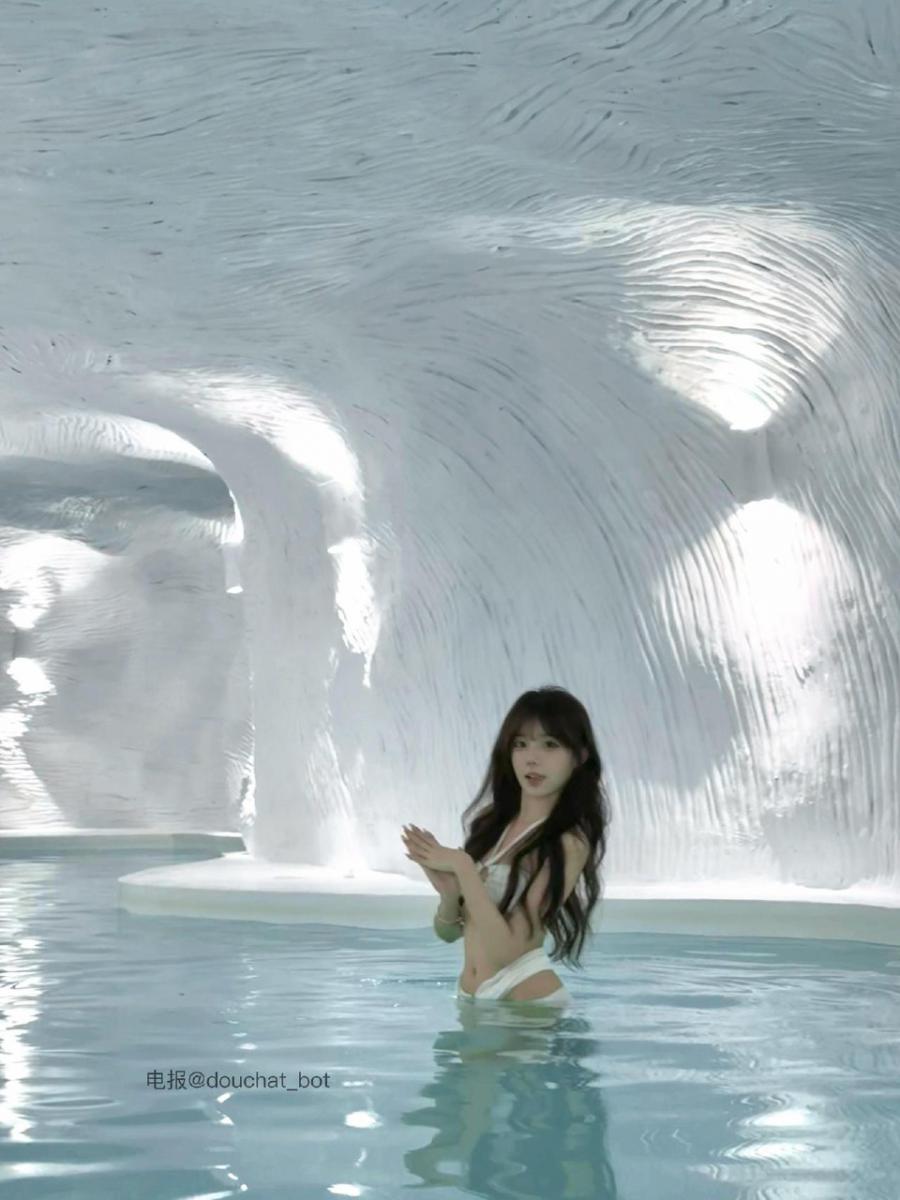 相扑猫 2024-09-06 16:47:17 清纯小妹露脸实拍👙