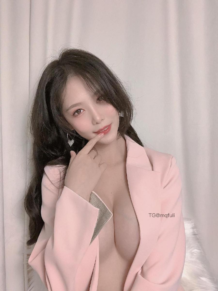 利世 2024-09-18 19:38:40 西装大秘☺️真空前行