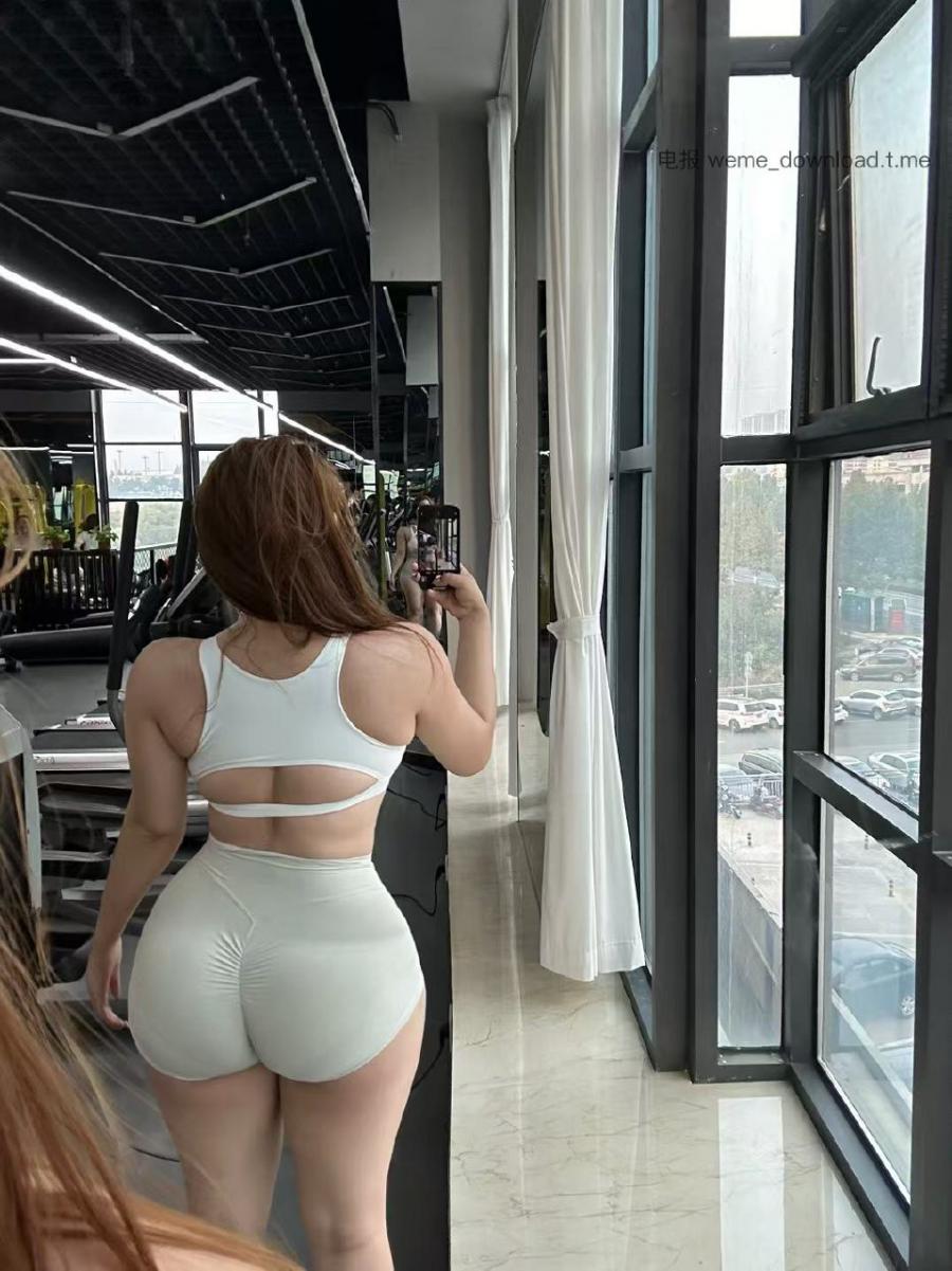 lelepigbaby 2024-10-29 14:15:08 今天不握你手 我要去握哑铃