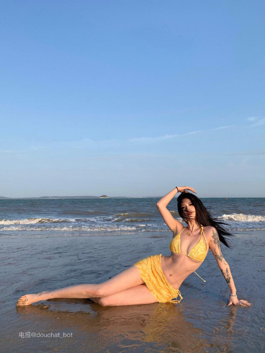 恩沈一点 2024-10-04 22:46:00 你太讨厌了 弄我身上了都搞湿了