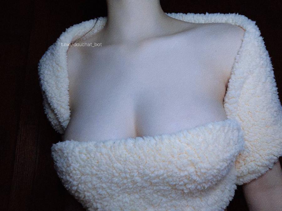 凌凌七DL 2024-10-19 11:54:28 够不够欲