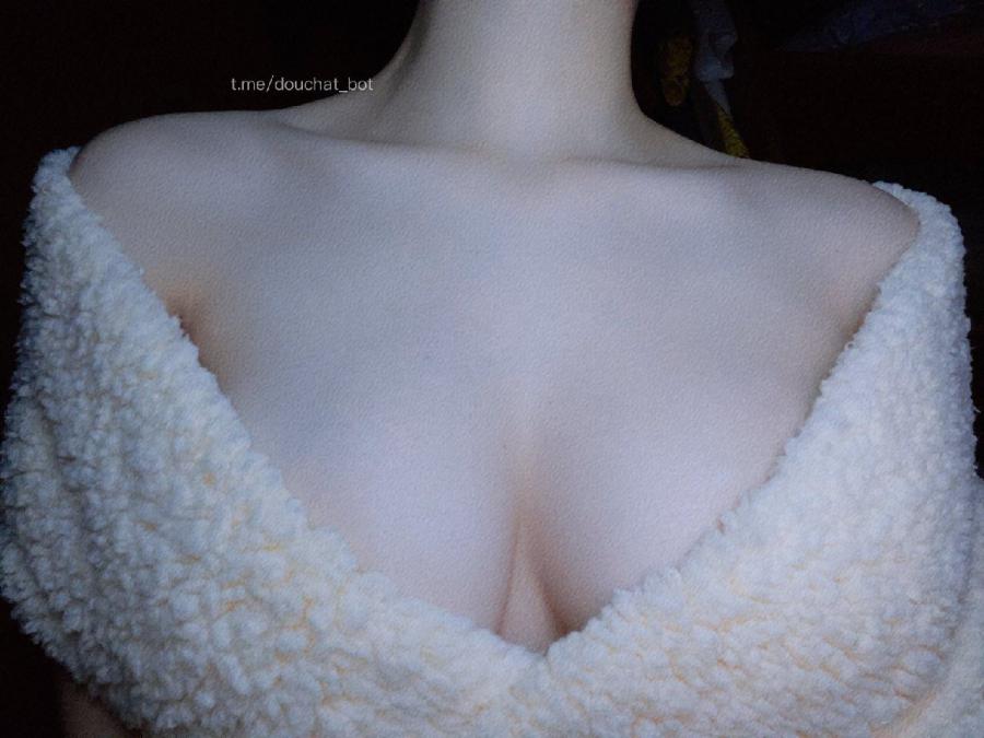 凌凌七DL 2024-10-19 11:54:28 够不够欲