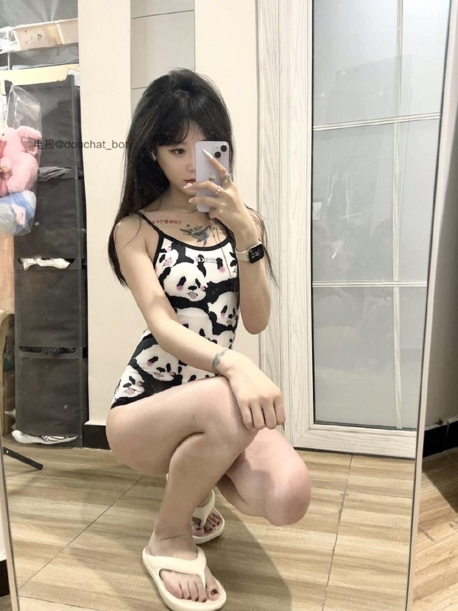 MarkoftheBody 2024-10-14 17:15:42 泳衣可爱嘛👀