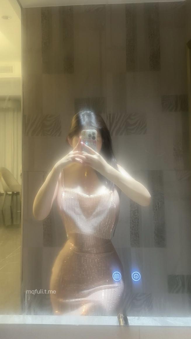 柯多多的小日子 2024-10-31 00:46:00 今天是三好女人，好饿好困，好想你