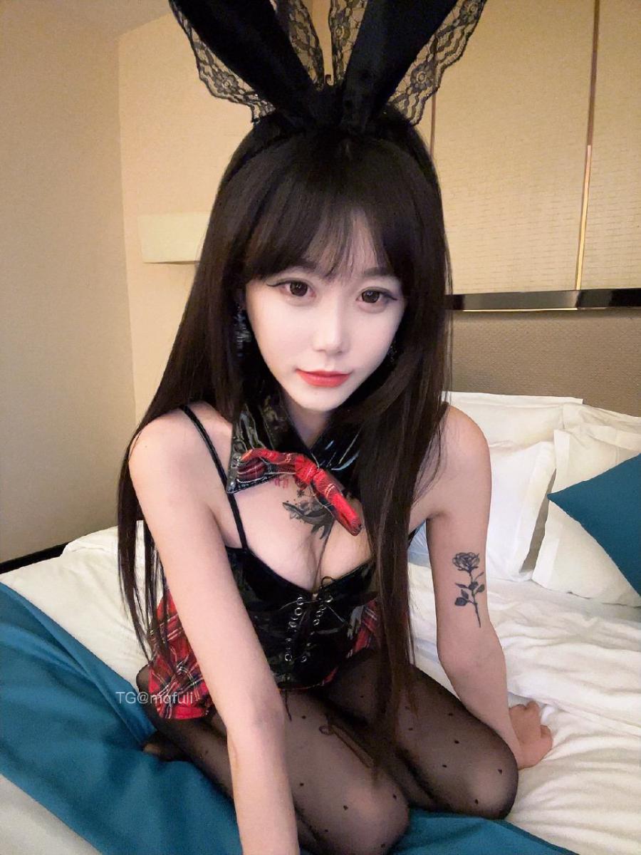 MarkoftheBody 2024-11-10 20:48:04 性感黑色蕾丝兔子🐰