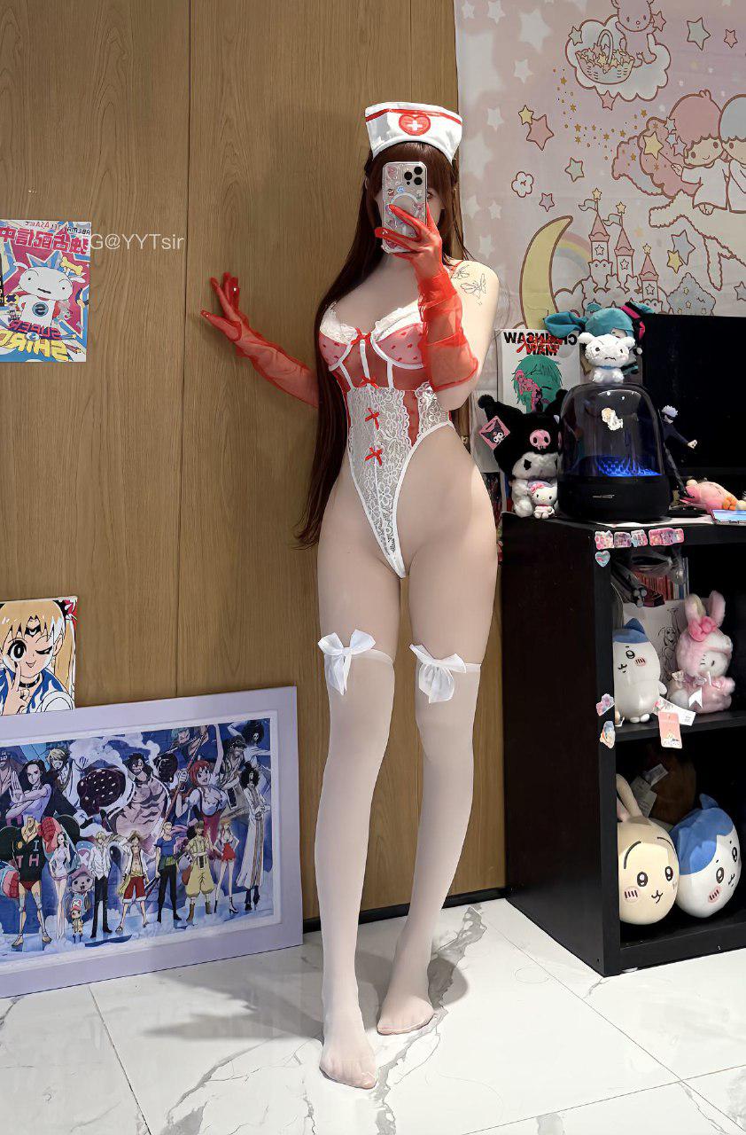 超蓝布罗莉 2024-11-07 02:48:50 有史以来最大尺❤️一字马🐎完全遮不住