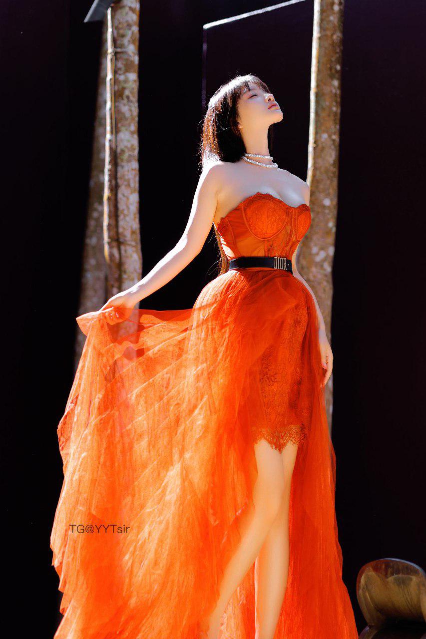 小奈奈yuna 2024-11-03 02:10:11 把我送给哥哥可否～