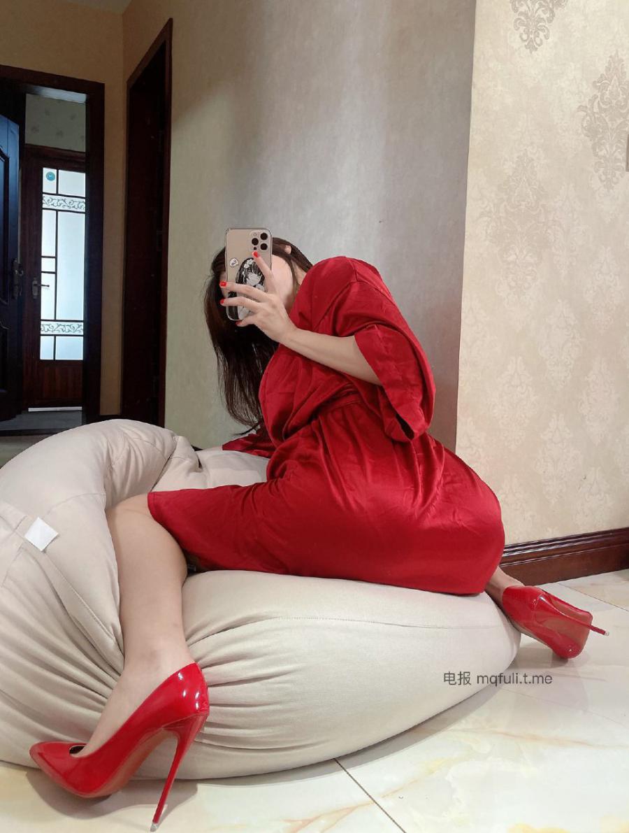 洋洋不是洋妞 2024-11-12 07:03:37 周二👀红  一路长虹