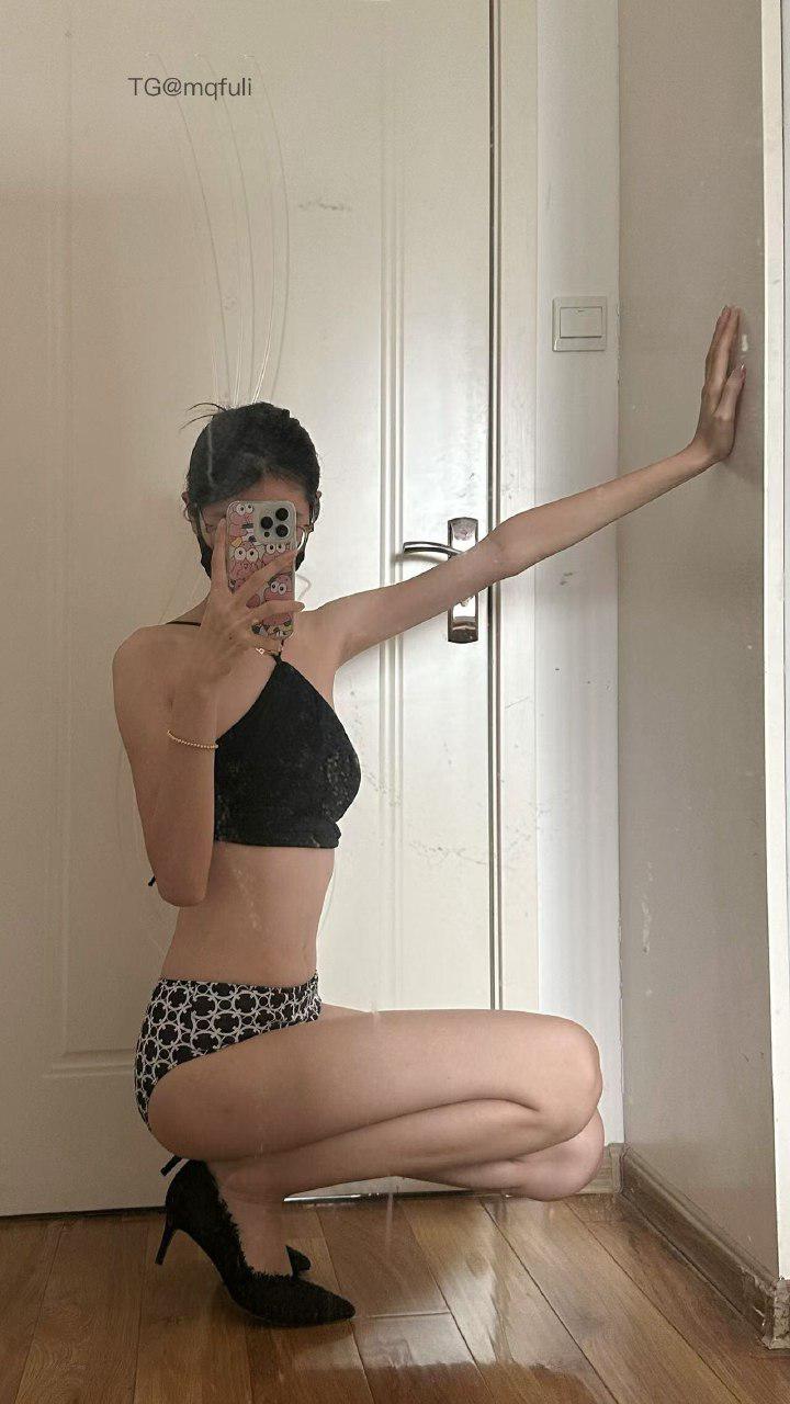 不爱穿shoes 2024-12-05 01:39:37 居家情趣小套装👙哥哥怎么能不心动