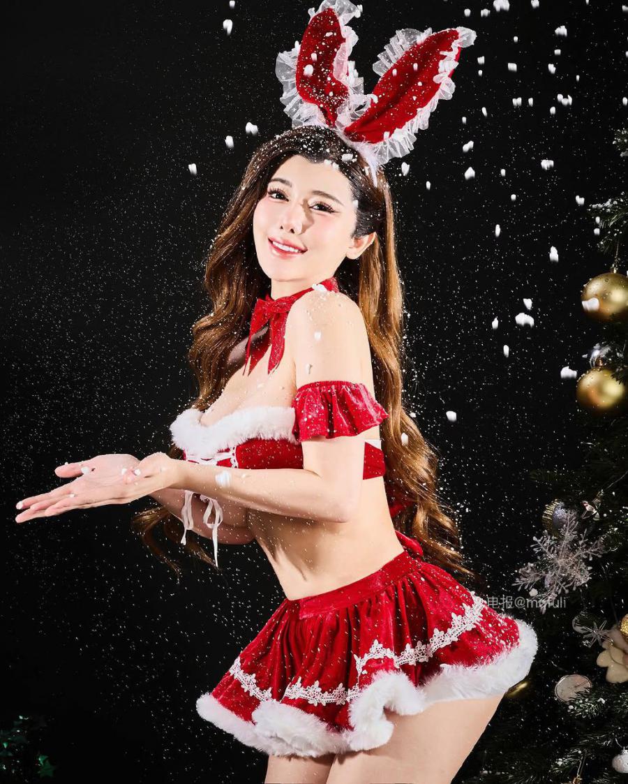 周甄娜 2024-12-25 23:31:24 圣诞节快乐哟