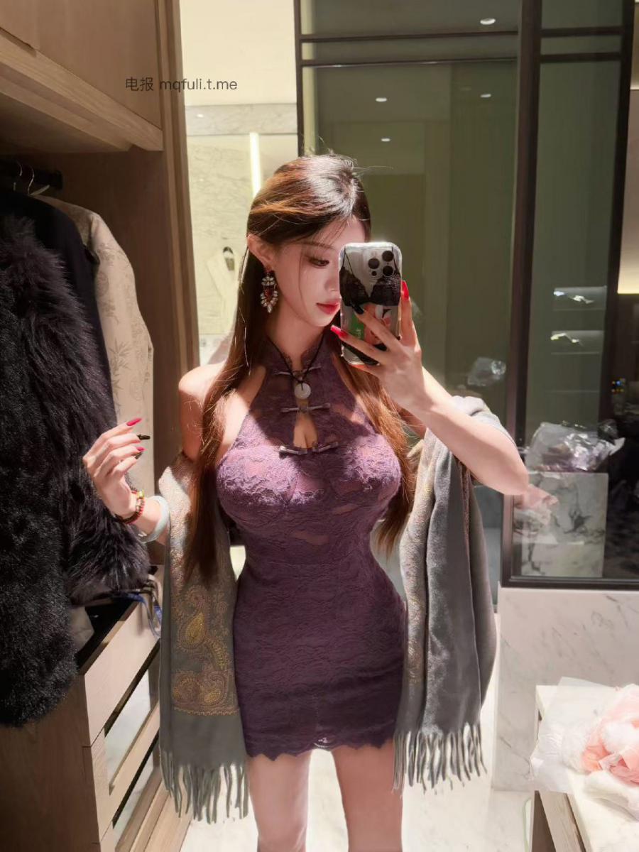 小野马 2024-12-11 01:51:44 今天没有偷到文案 偷亲一下你可以吗