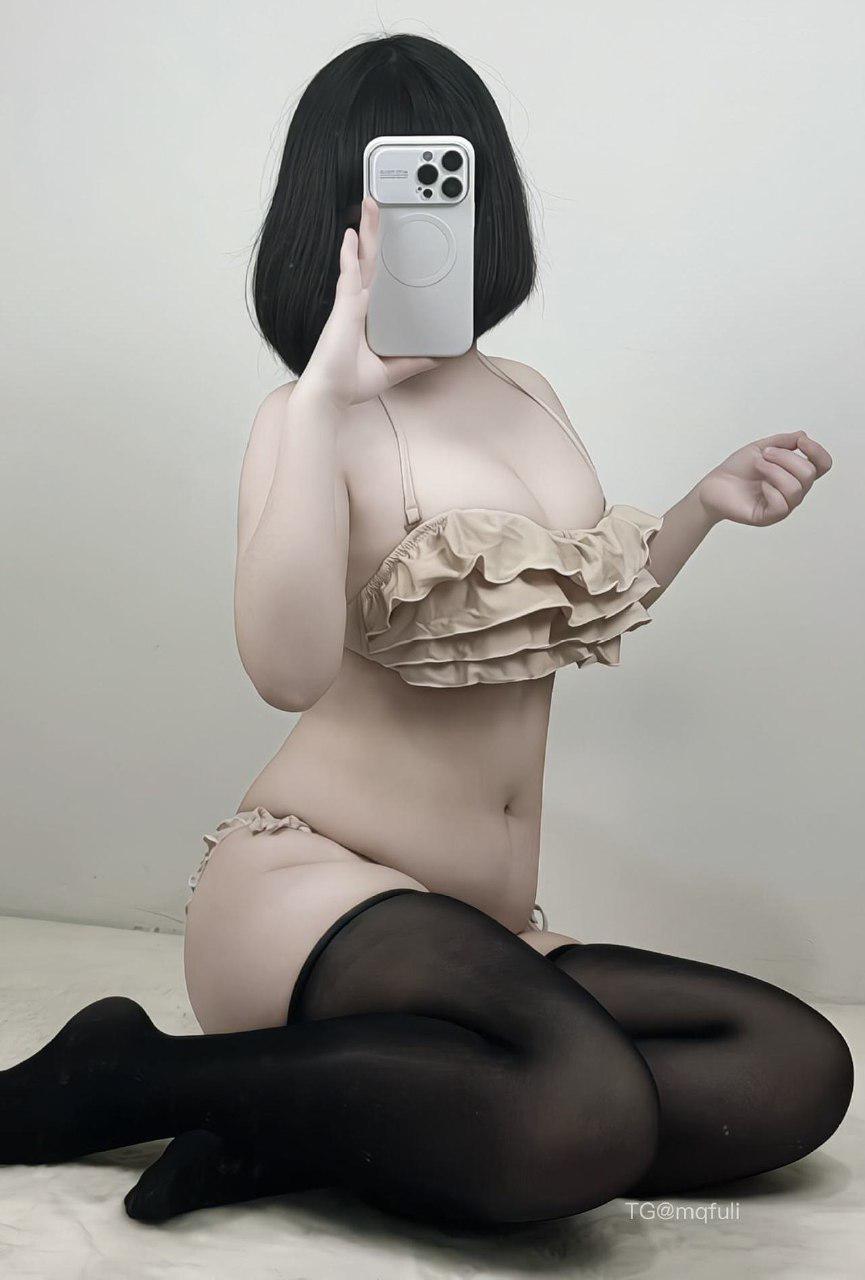 酷野 2025-01-19 20:06:05 云朵内搭➕黑色过膝袜