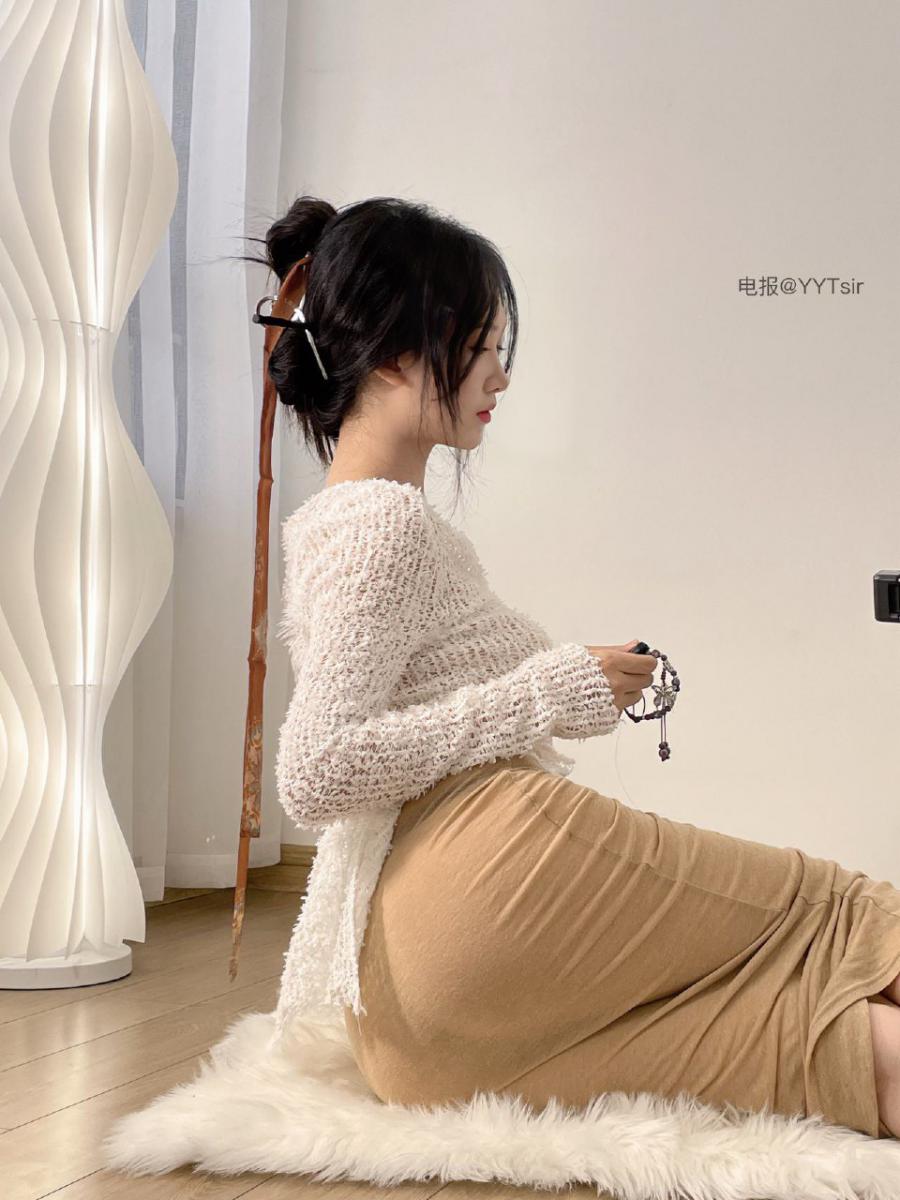 利世 2025-01-29 01:31:04 婀娜多姿的娇妻