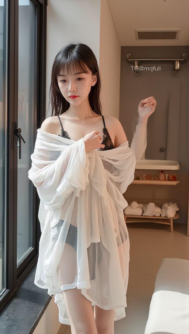 小苏苏 2025-02-26 14:41:31 白色战袍