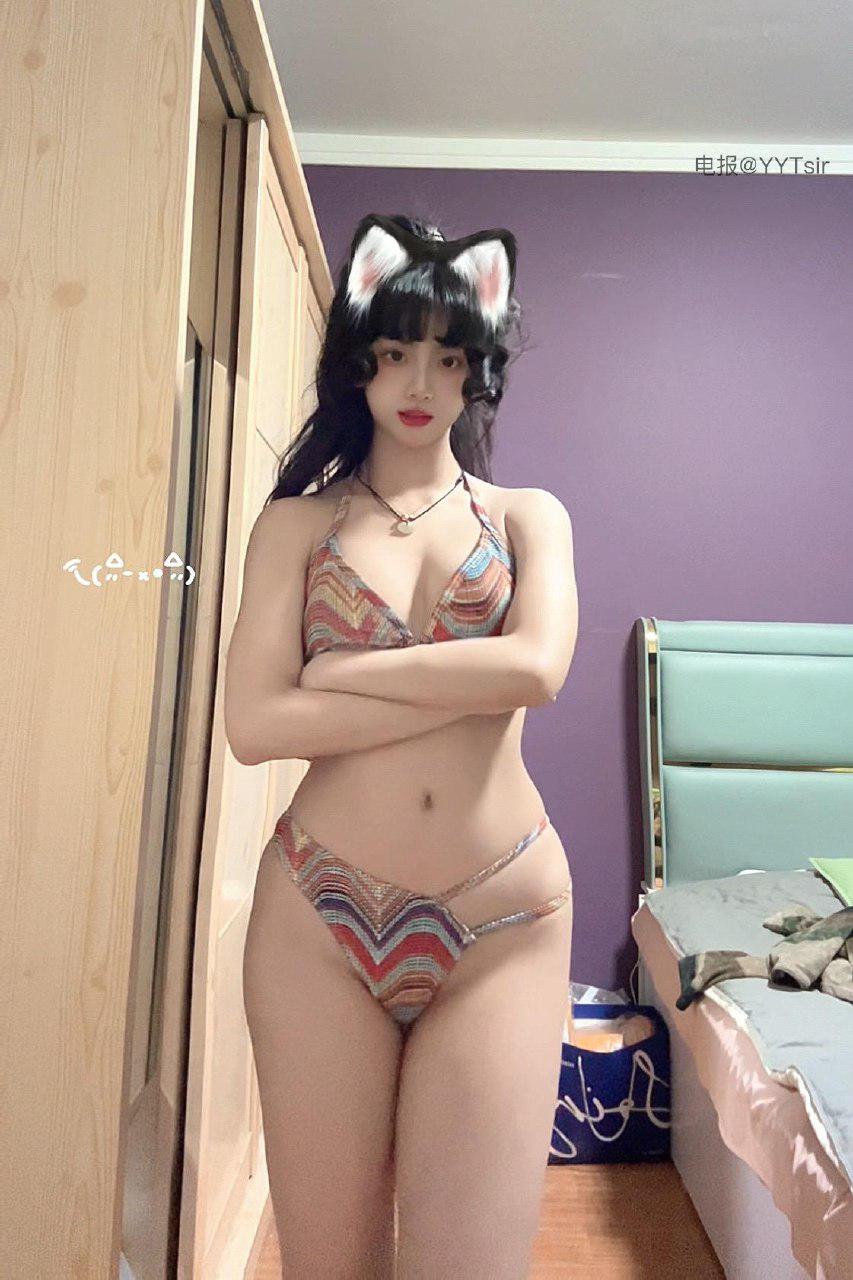 火楽 2025-03-19 05:19:53 御姐近距离拍摄