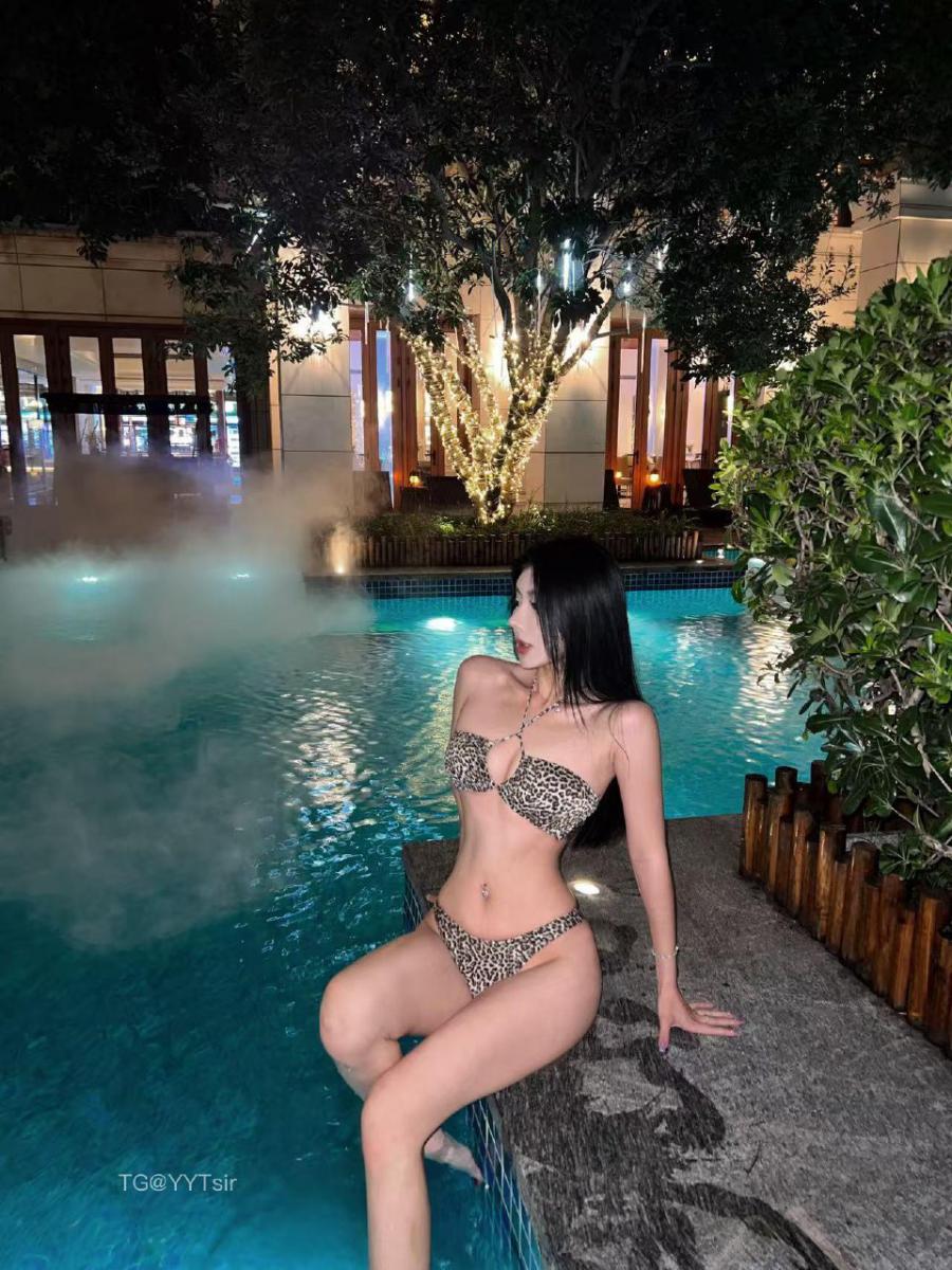 肥嘉 2025-04-25 20:56:41 玉足+翘臀+蜜大腿各种深入人心