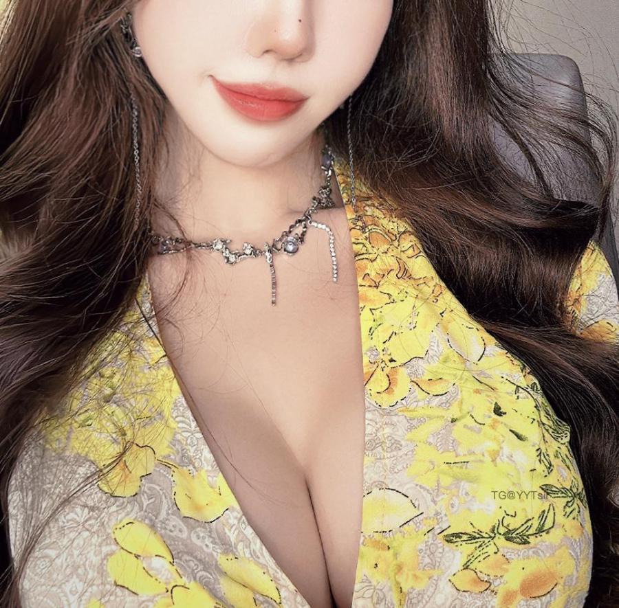 野结白 2025-04-24 23:34:07小哥哥，要喝奶茶吗？