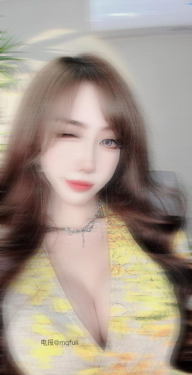 野结白 2025-04-24 23:34:07小哥哥，要喝奶茶吗？