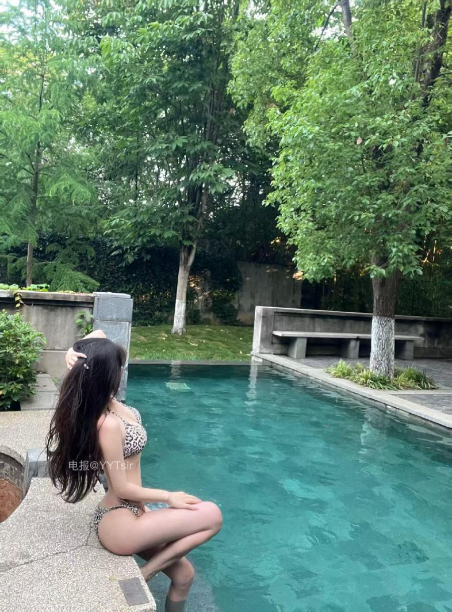 肥嘉 2025-04-25 20:56:41 玉足+翘臀+蜜大腿各种深入人心