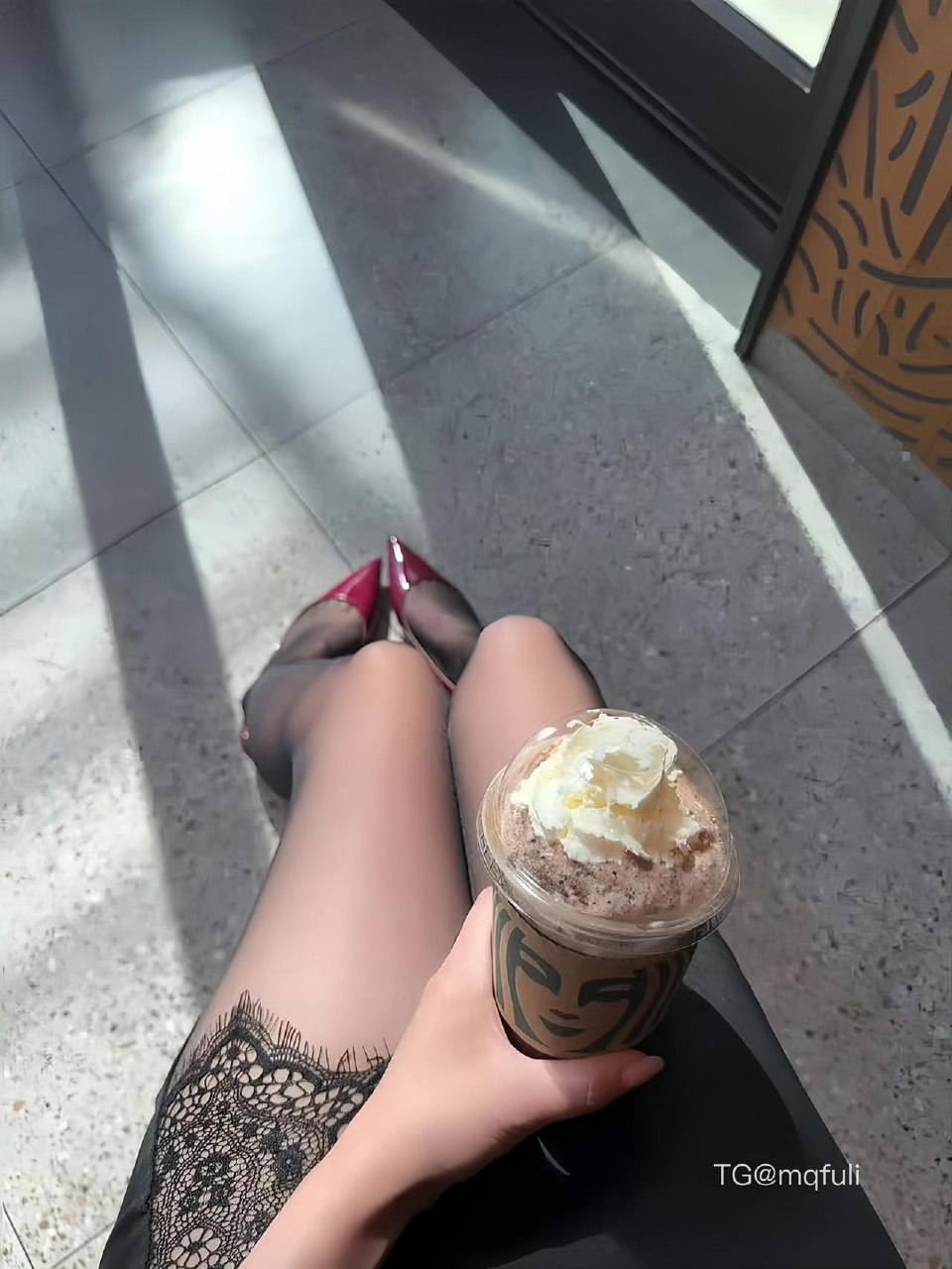 都快兔了 2025-05-30 21:38:46 出去玩啦，脚已废