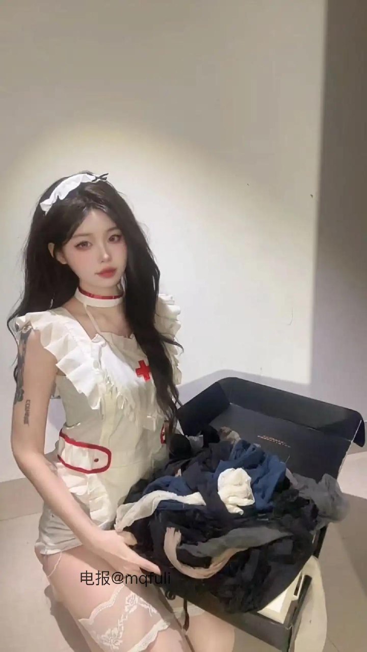 小哭包不哭 2025-05-29 23:08:50 这身 还有一套哦🫣