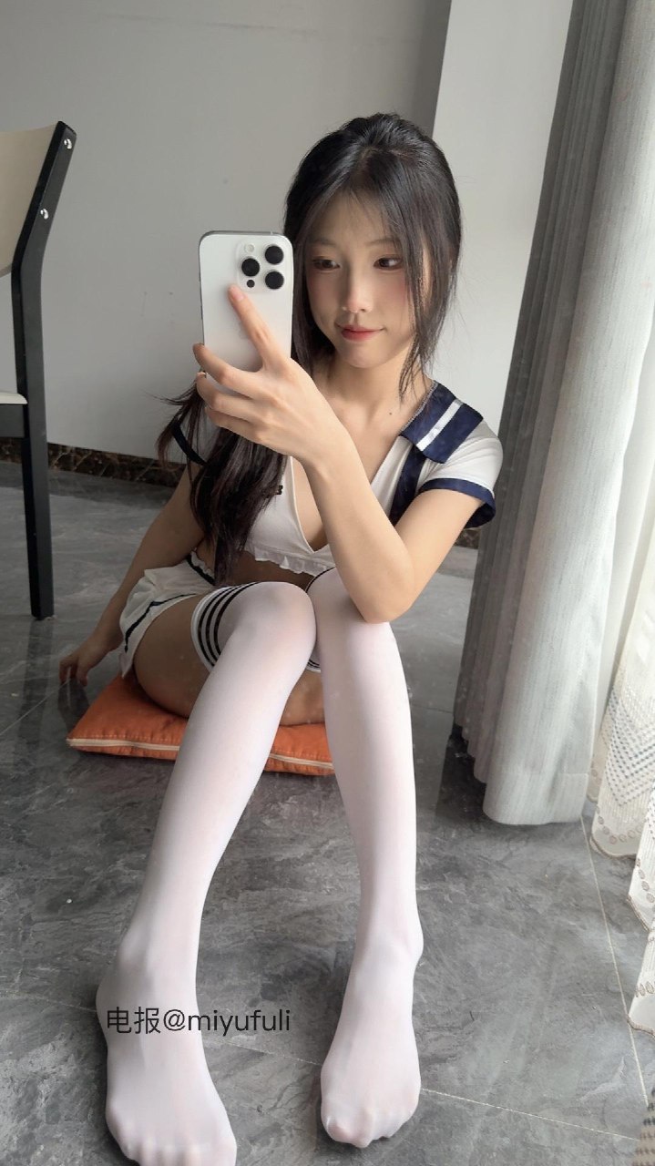 奶洋洋 2025-05-30 19:53:39 学院风㊙️㊙️jk制服~纯欲甜妹