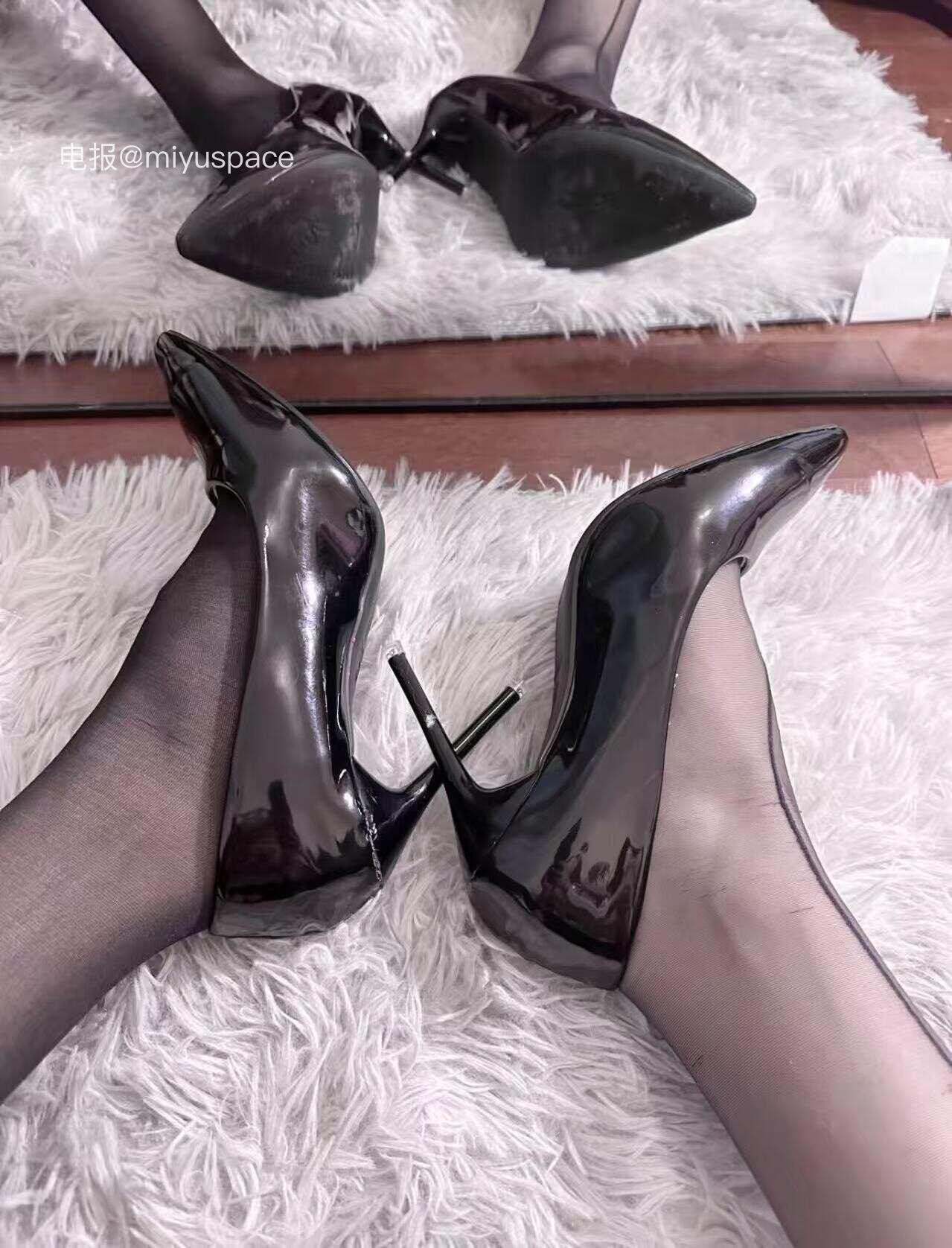 草莓酸奶 2025-05-29 15:58:20 在所有的未来中我只期待我自己