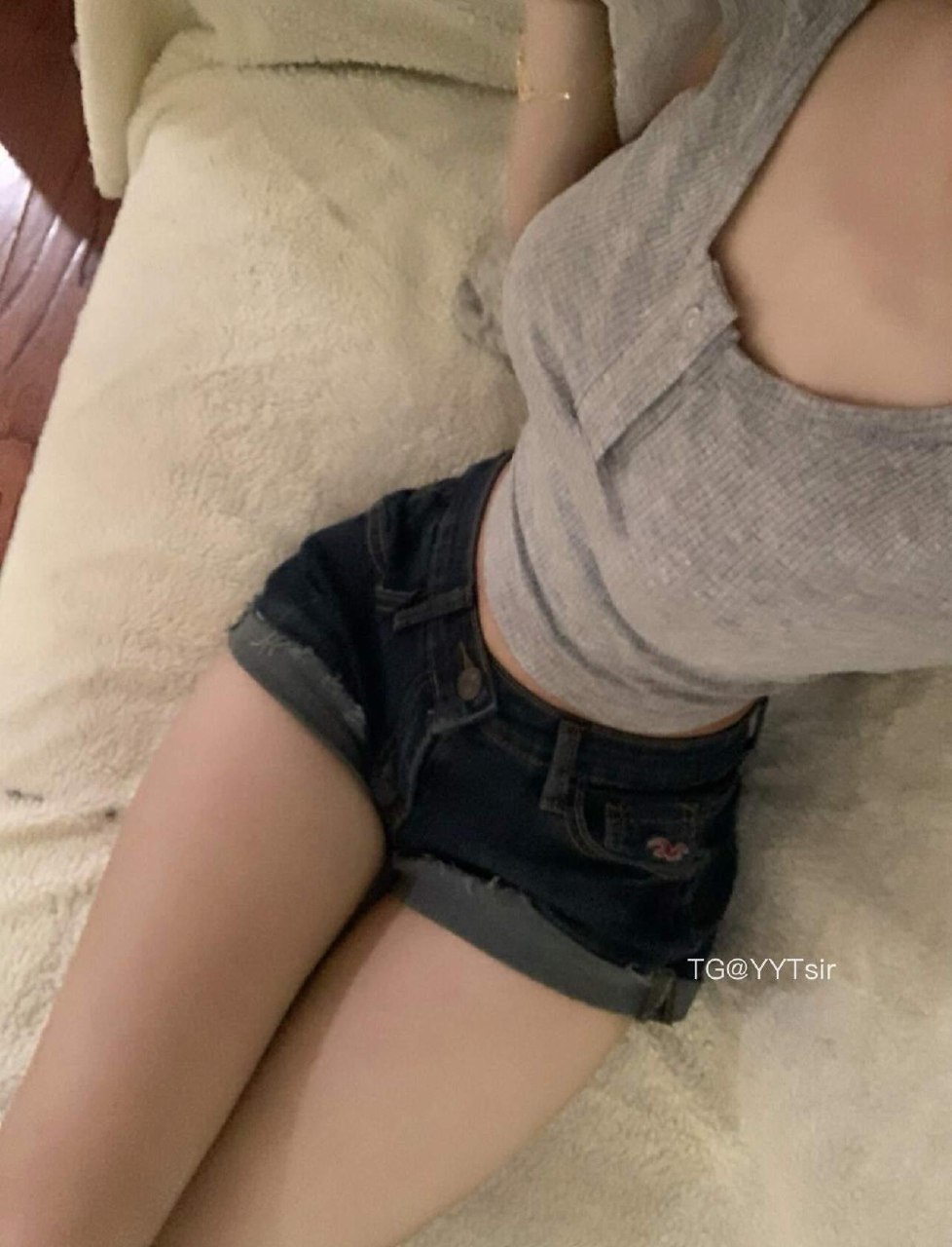 小柴不吃辣 2025-05-25 01:31:03 别睡了 没我的觉你睡不明白