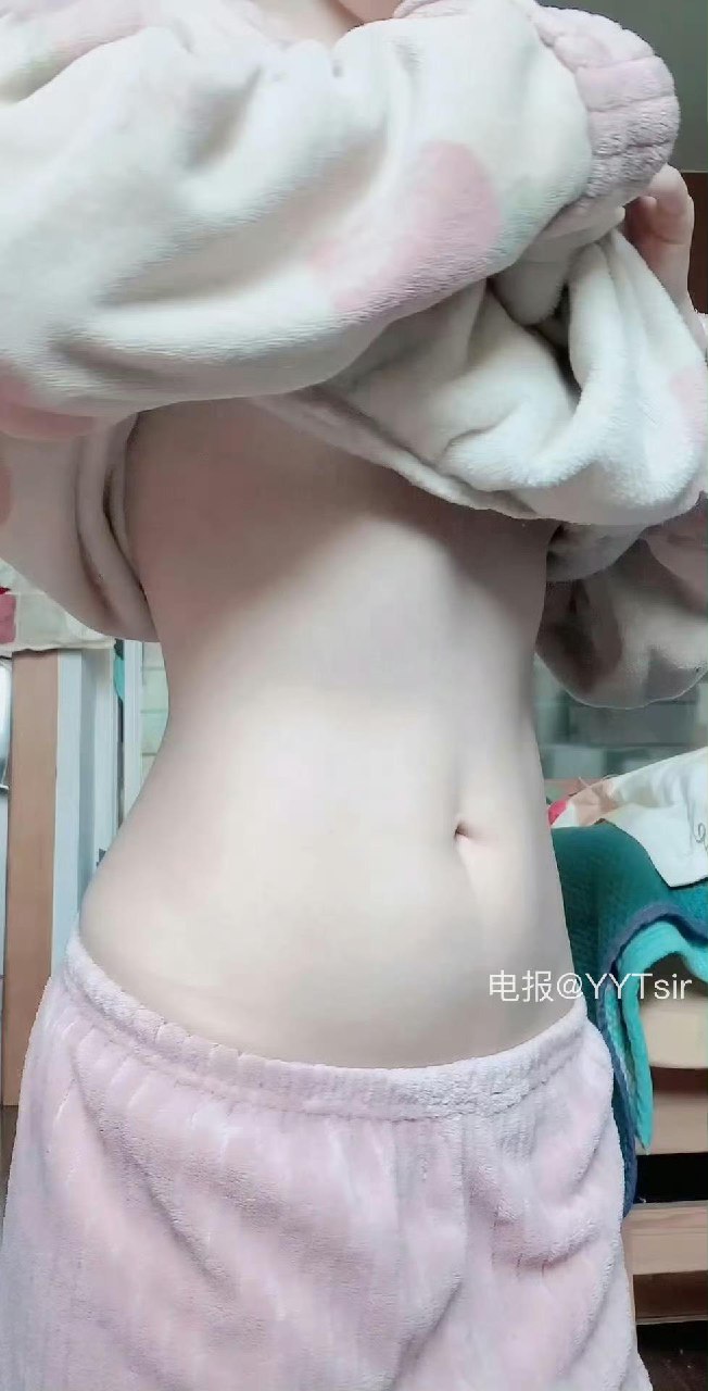 崽崽 2025-05-24 14:02:35 一组腰图