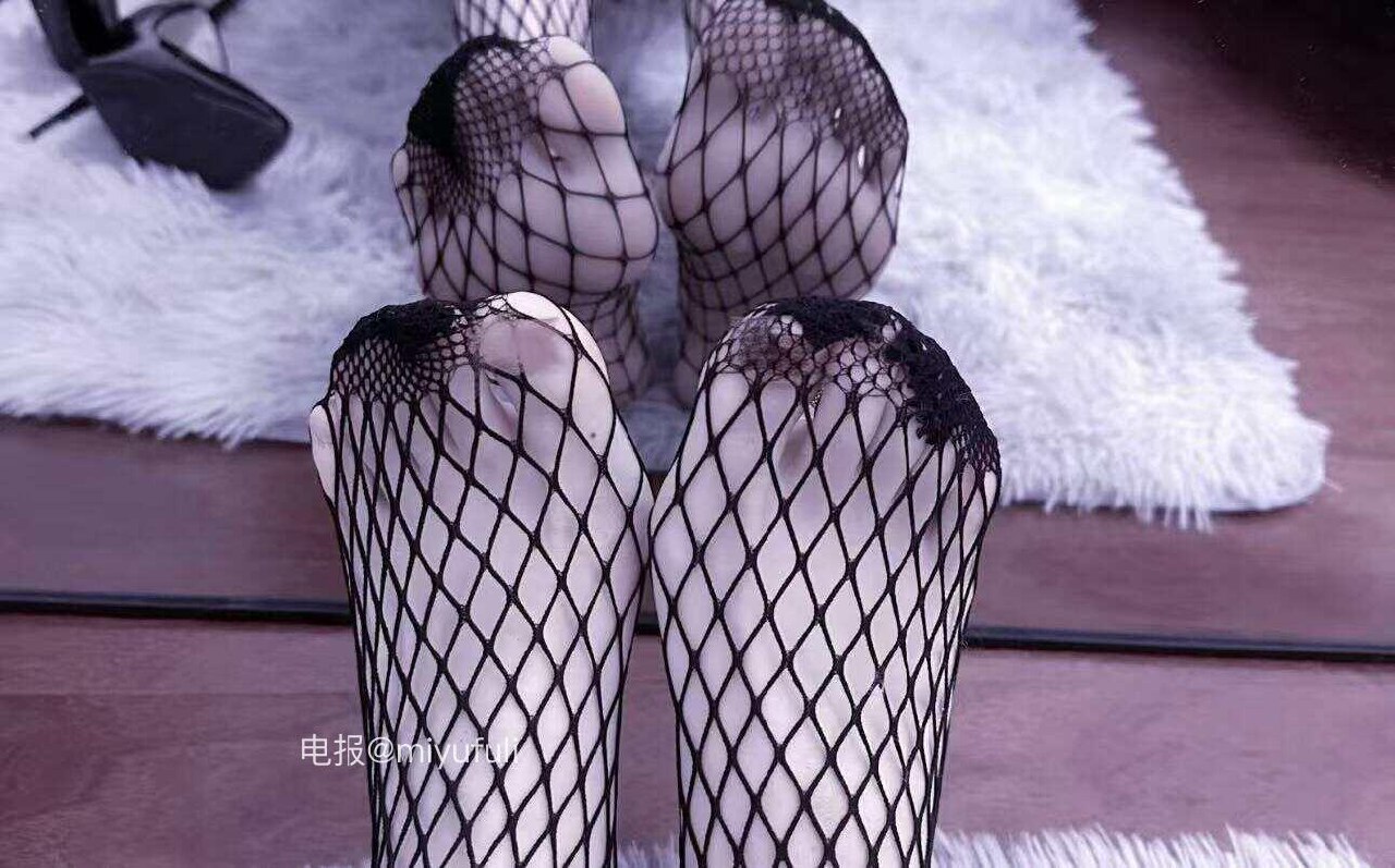 草莓酸奶 2025-05-29 15:22:48 释怀吧，在浪漫的夏天，无论好的坏的