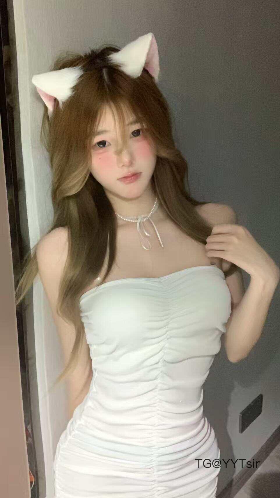 蛋蛋梦 2025-05-27 02:39:17 要暧昧一点