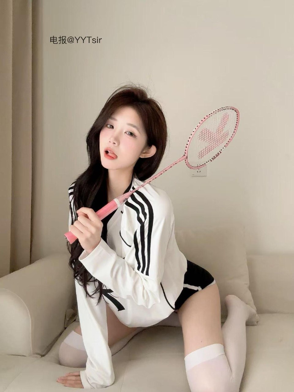 小霞佩奇 2025-06-06 10:20:59 佩奇与球拍的小故事 照片