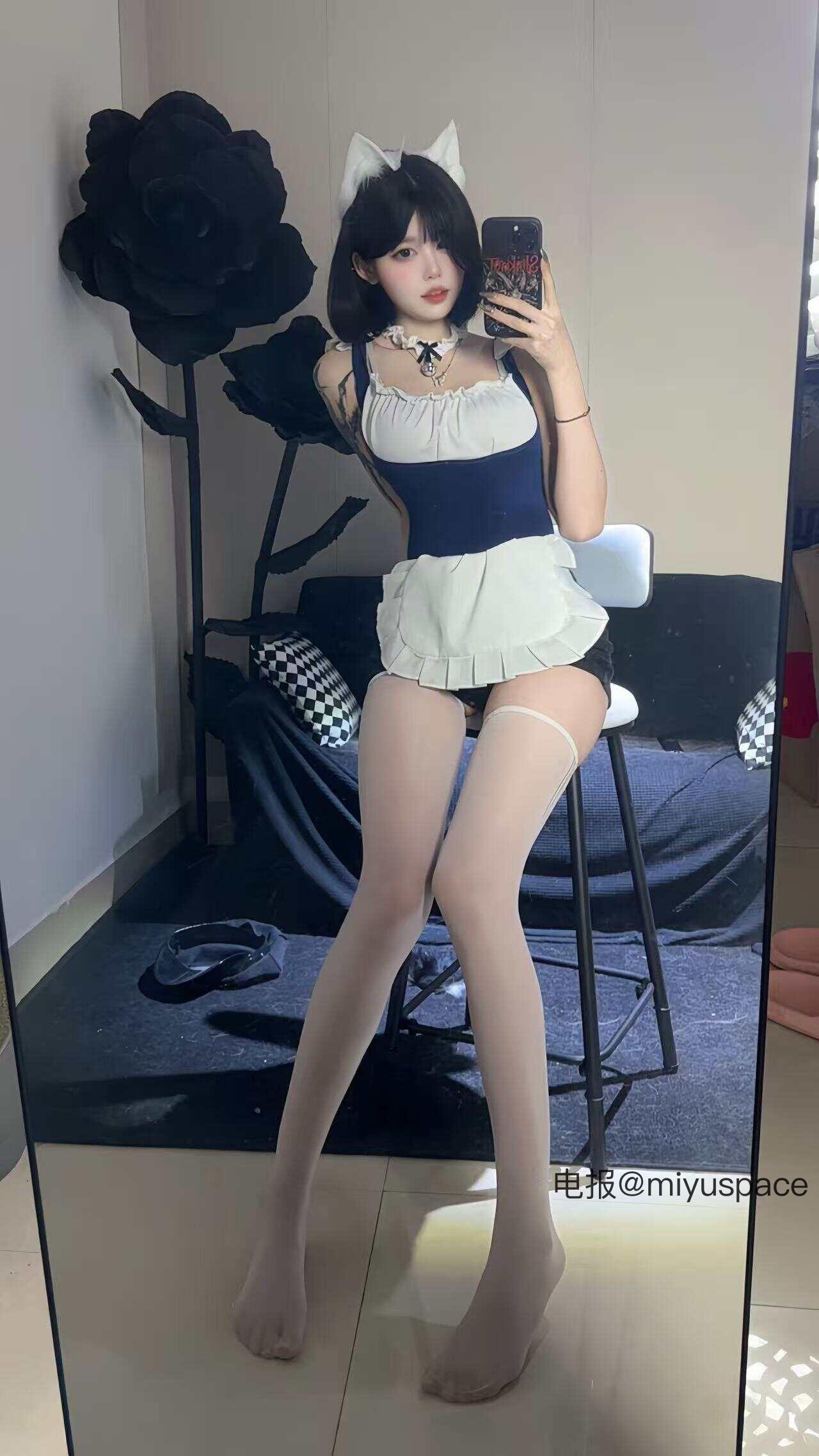 小哭包不哭 2025-06-06 14:39:55 宝宝别看手机,看我