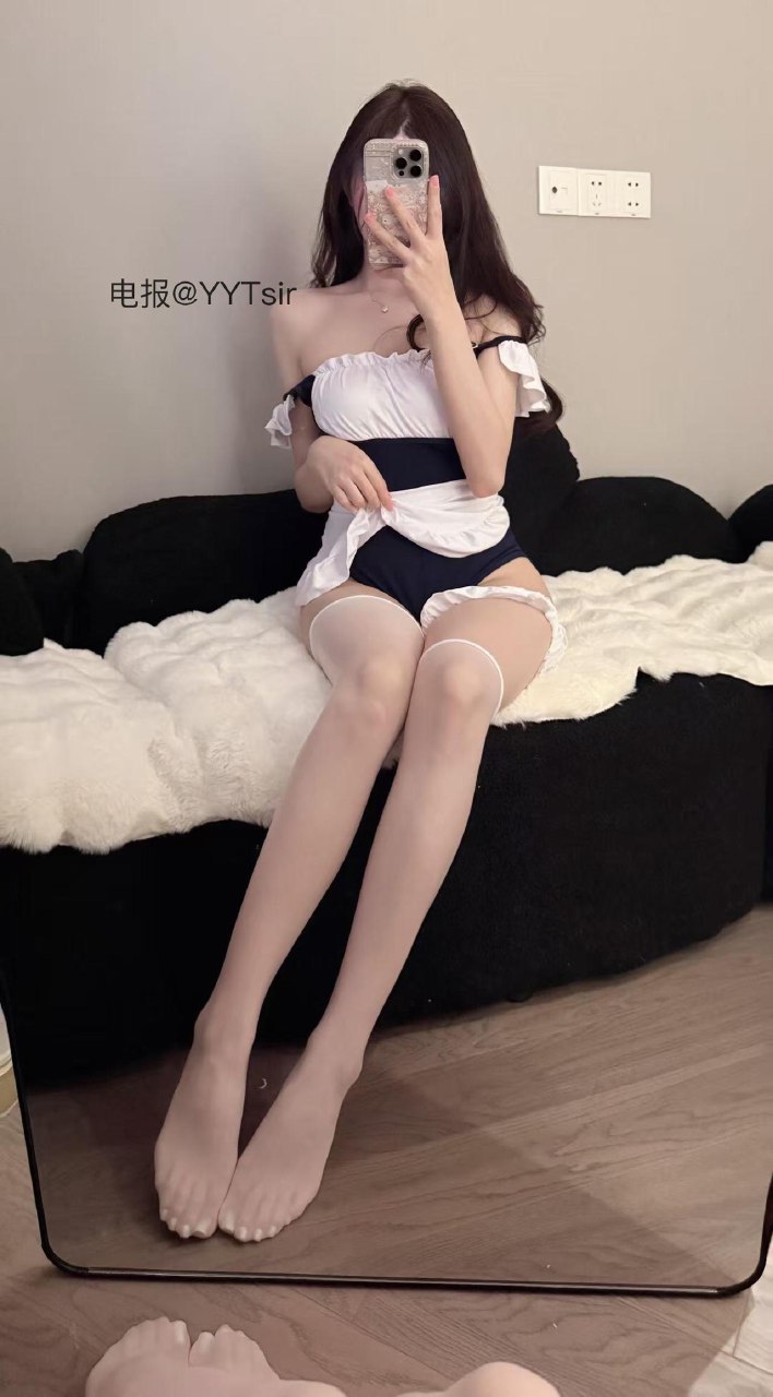 兔妮妮 2025-06-02 23:55:26 付费贴 白色花边丝袜又纯又欲