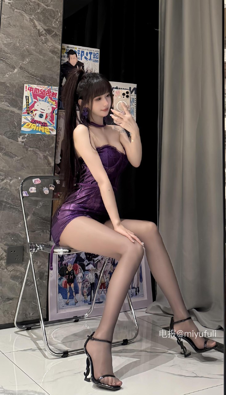 超蓝布罗莉 2025-06-04 04:05:44 猜猜我多高😛👠