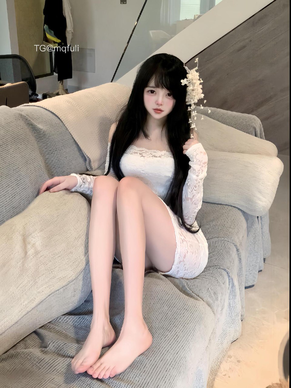 易辞 2025-06-25 02:07:08 和她接吻的时候 会想起我的脚吗