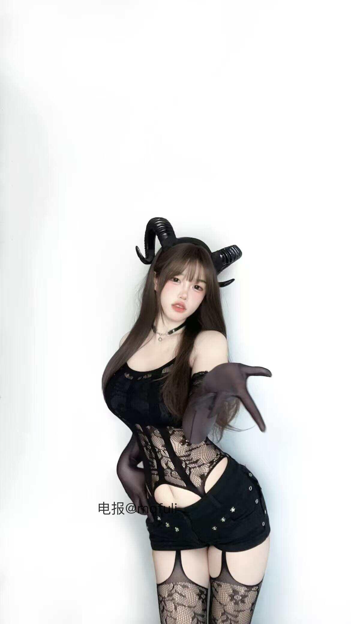 金铁兽 2025-06-09 16:14:55 好多人夸我嘴甜，你要不要尝尝