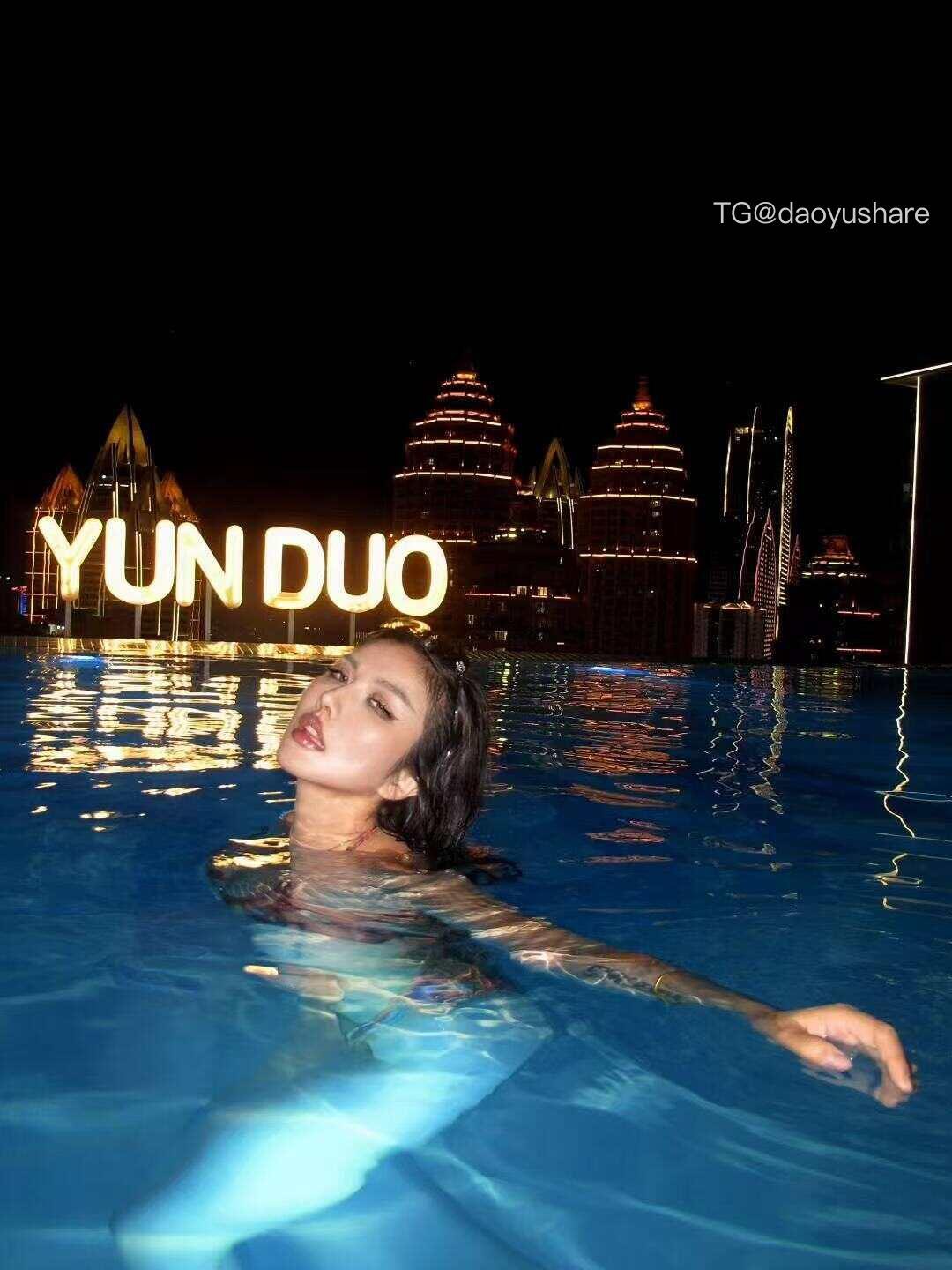 妍瑞 2025-06-24 18:29:59 来个9宫格，愉快的夏天