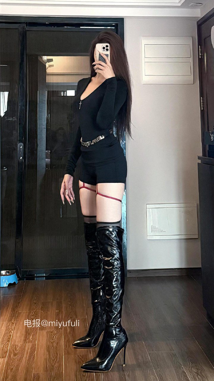 SerenaSs 2025-06-10 16:20:28 17张