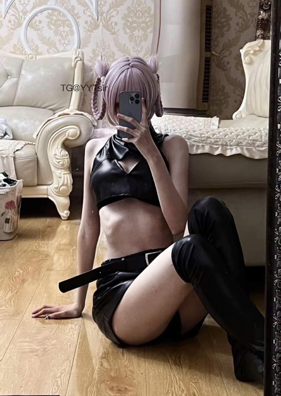 波子酒 2025-06-10 14:27:27 想知道衣服下面藏着什么秘密吗？