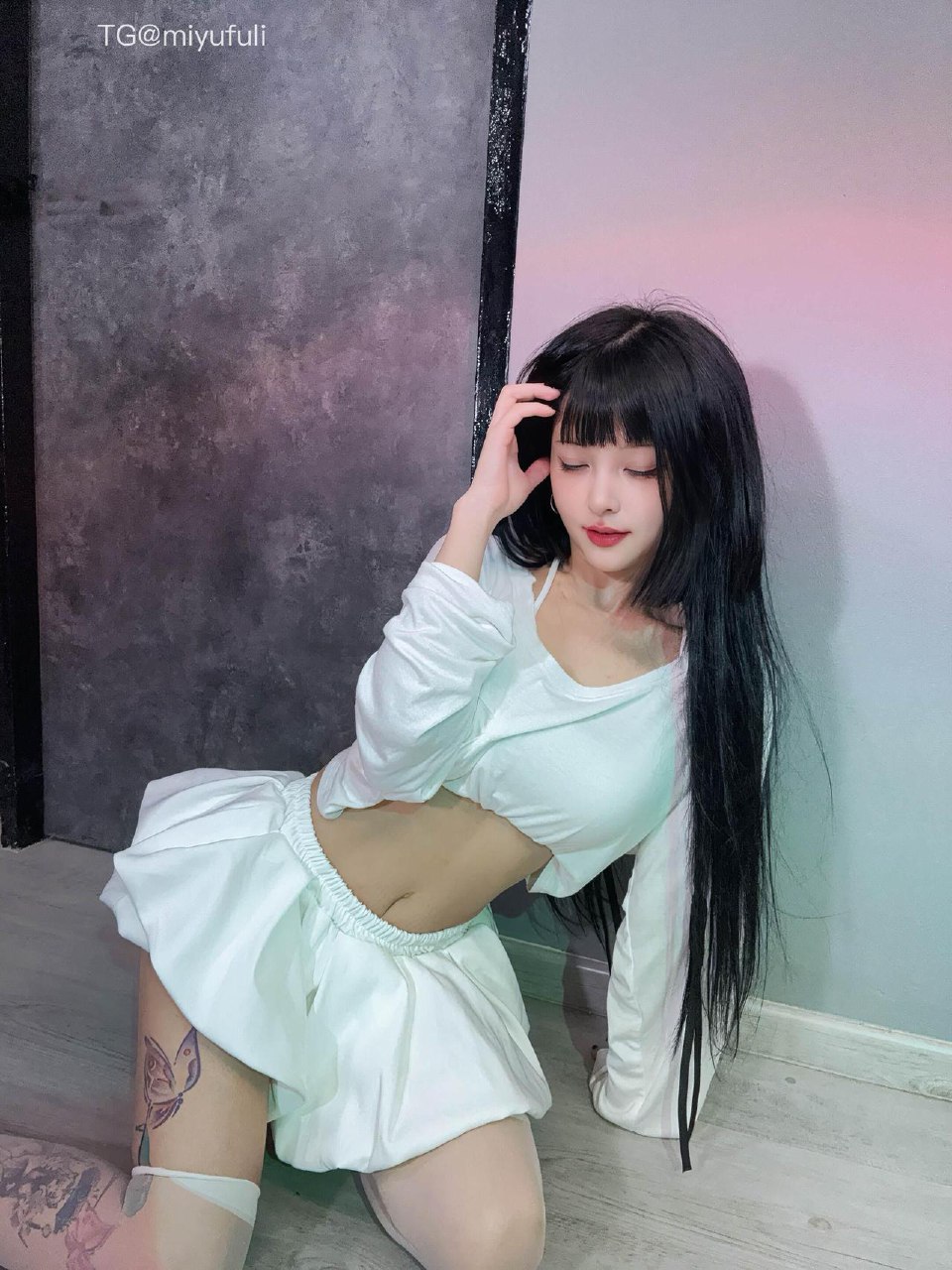 BELLA贝拉 2025-06-17 16:46:34 我对你 是完全想占有