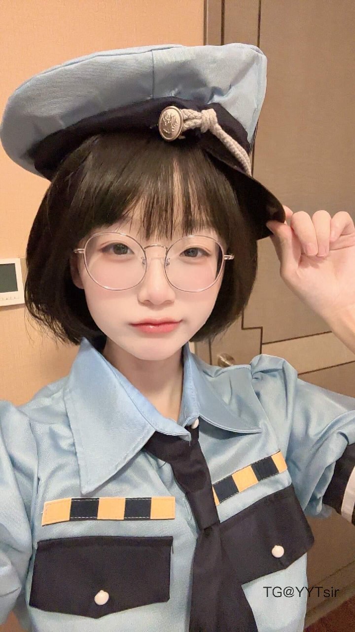 王胜利 2025-06-12 00:01:08 我是一名保安